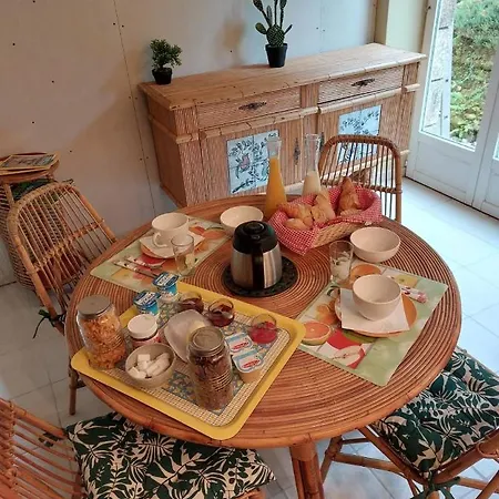 Le Petit Bois Normand - Chambre D'hote 住宿加早餐酒店 Champ-du-Boult